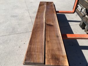 quartersawn varigated walnut lumber, unsteamed walnut, unique walnut lumber