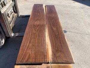 wide walnut lumber, premium hardwood, unsteamed wlalnut