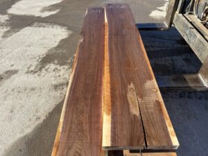 walnut lumber, premium lumber, unsteamed walnut hardwood