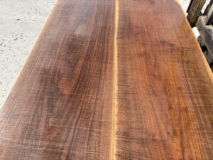wide walnut lumber, unsteamed walnut, wooden tabletops