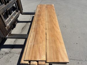 quartersawn sycamore lumber, premium lumber, wooden tabletops